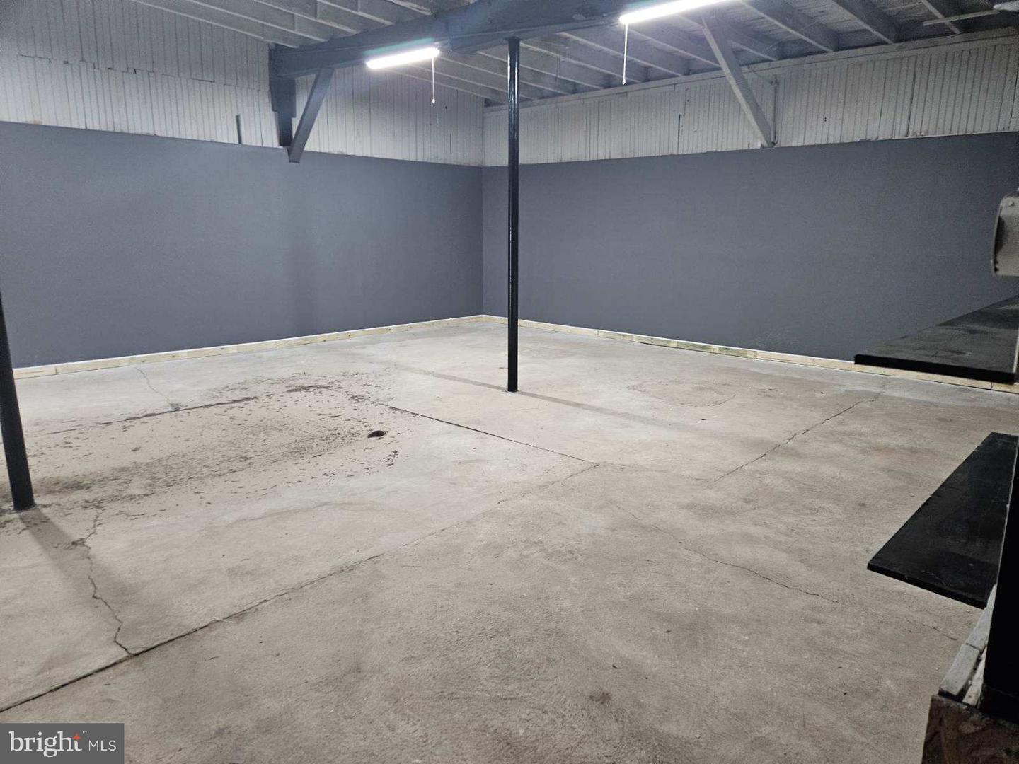 24 S Evans St #garage Only Property Photo 5