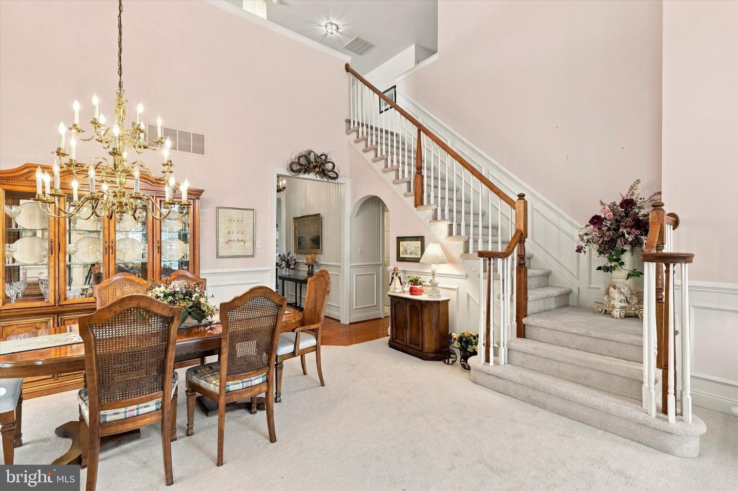 23 Thayer Way Property Photo 8
