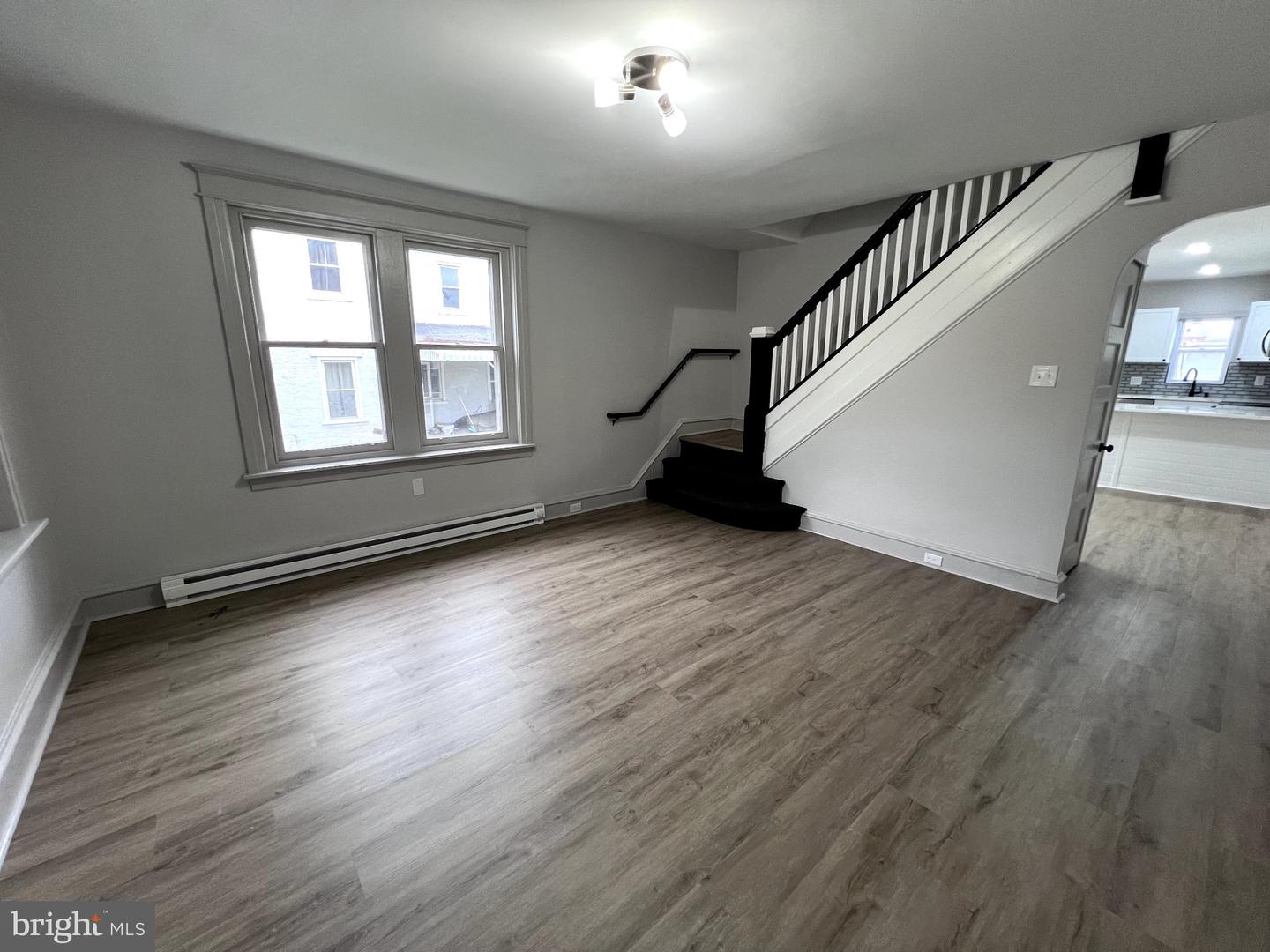 37 W 2nd St # Property Photo 5