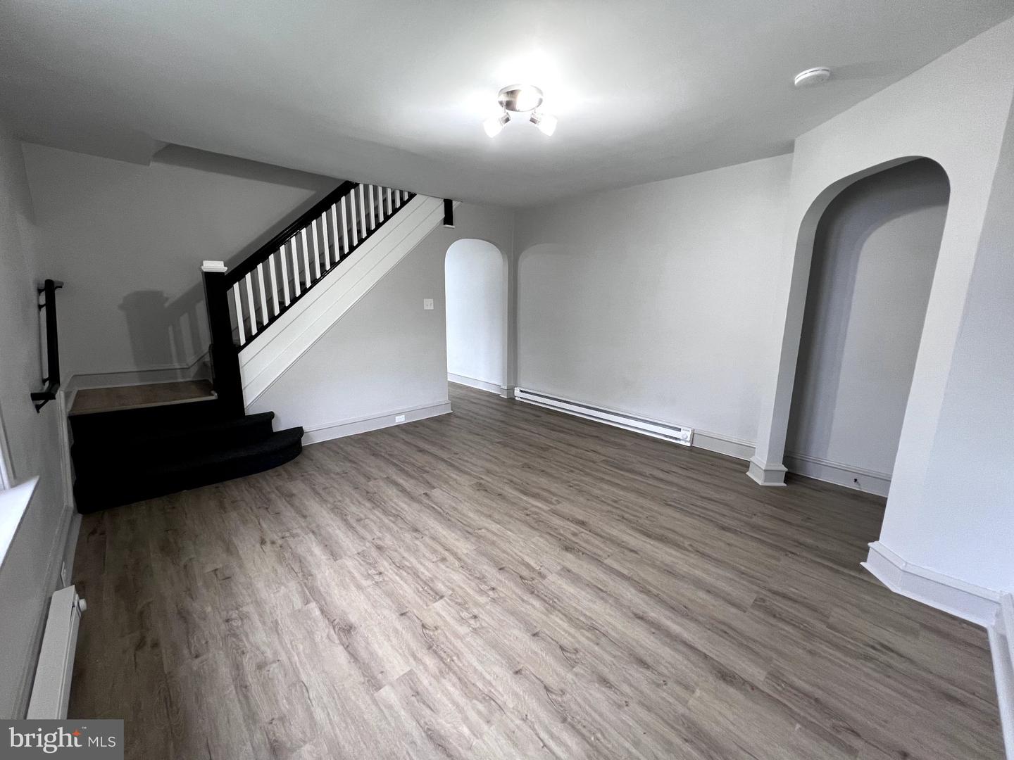 37 W 2nd St # Property Photo 6