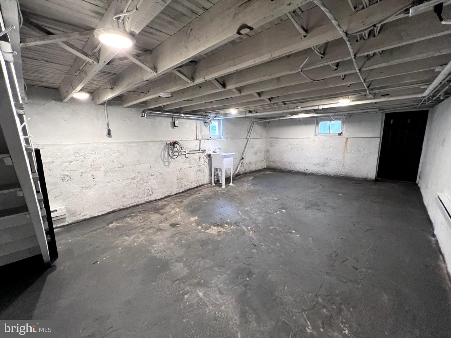 37 W 2nd St # Property Photo 40