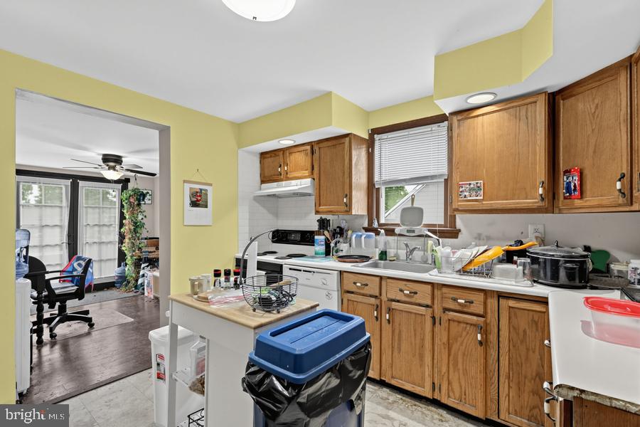 220 Orlemann Ave Property Photo 6