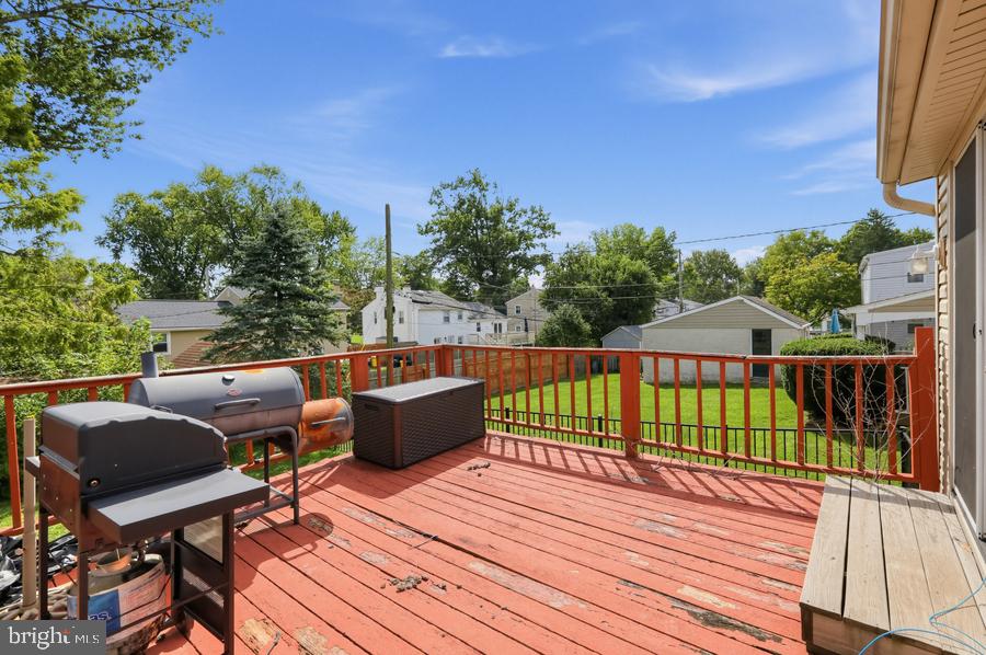 220 Orlemann Ave Property Photo 17