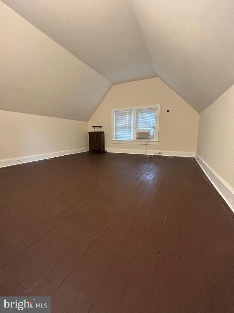 7303 Mountain Ave Property Photo 6