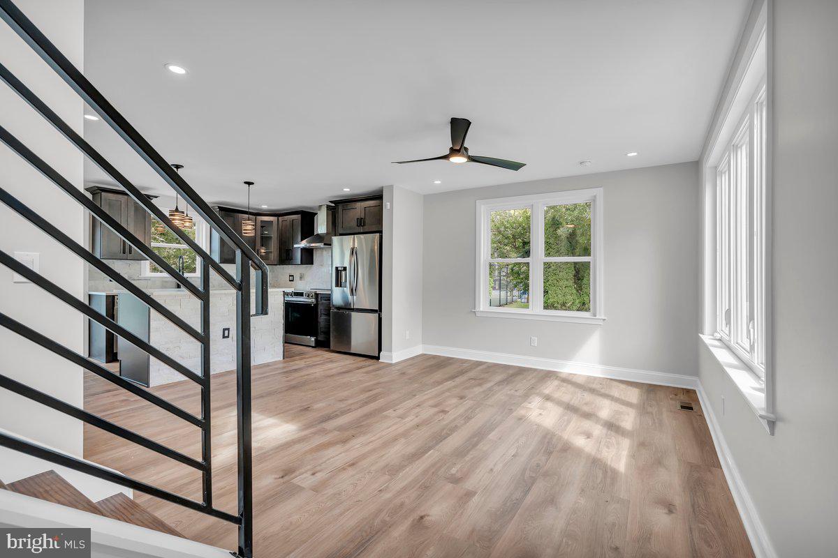 369 Gwynedd Ave # Property Photo 5
