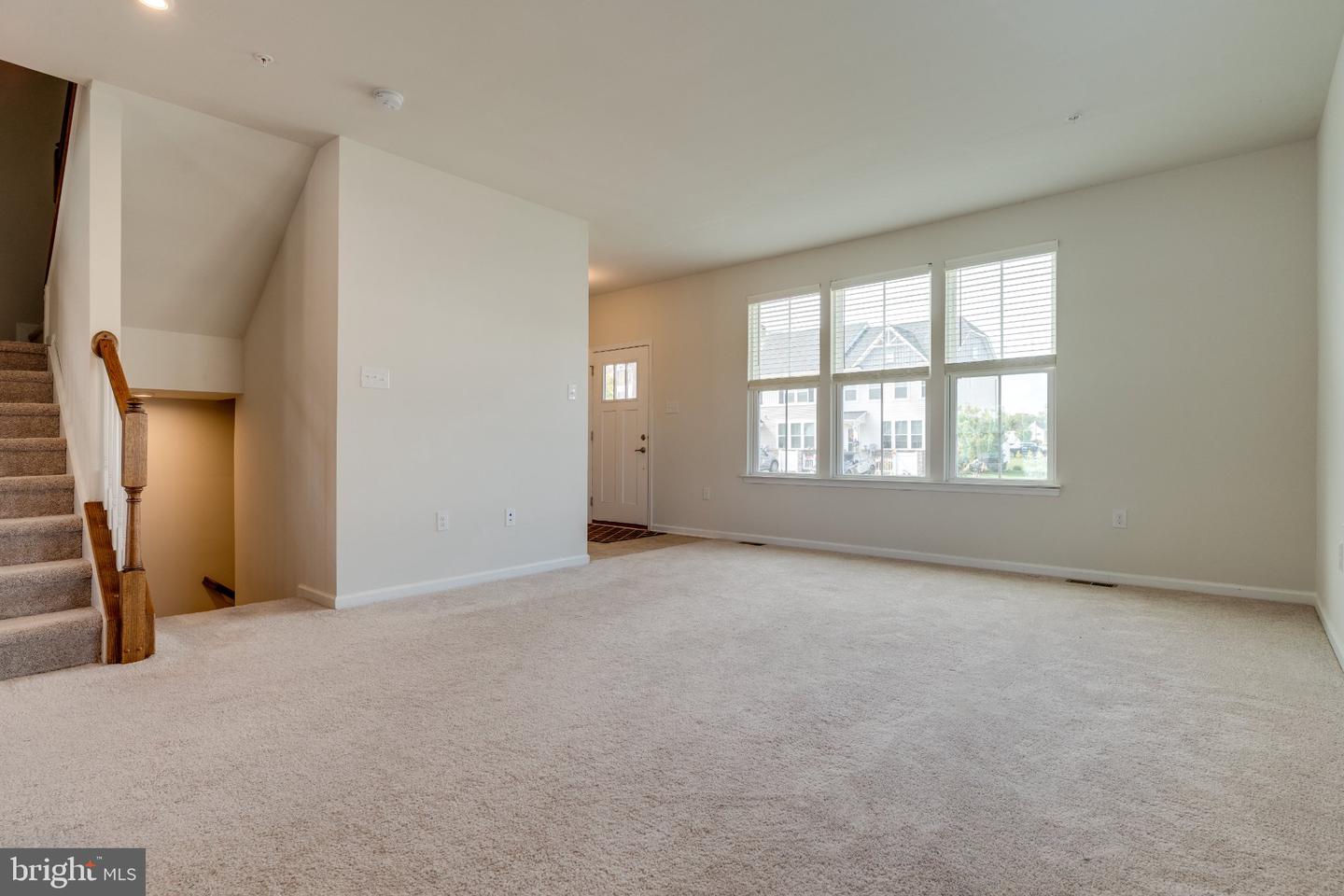 2 Ryan Ct Property Photo 11