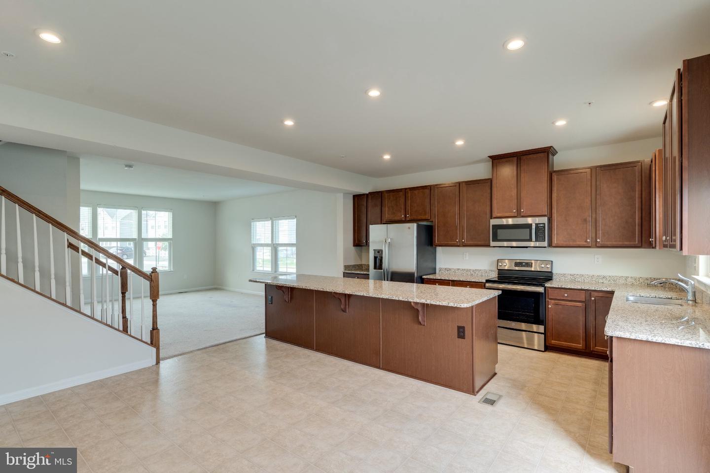 2 Ryan Ct Property Photo 13