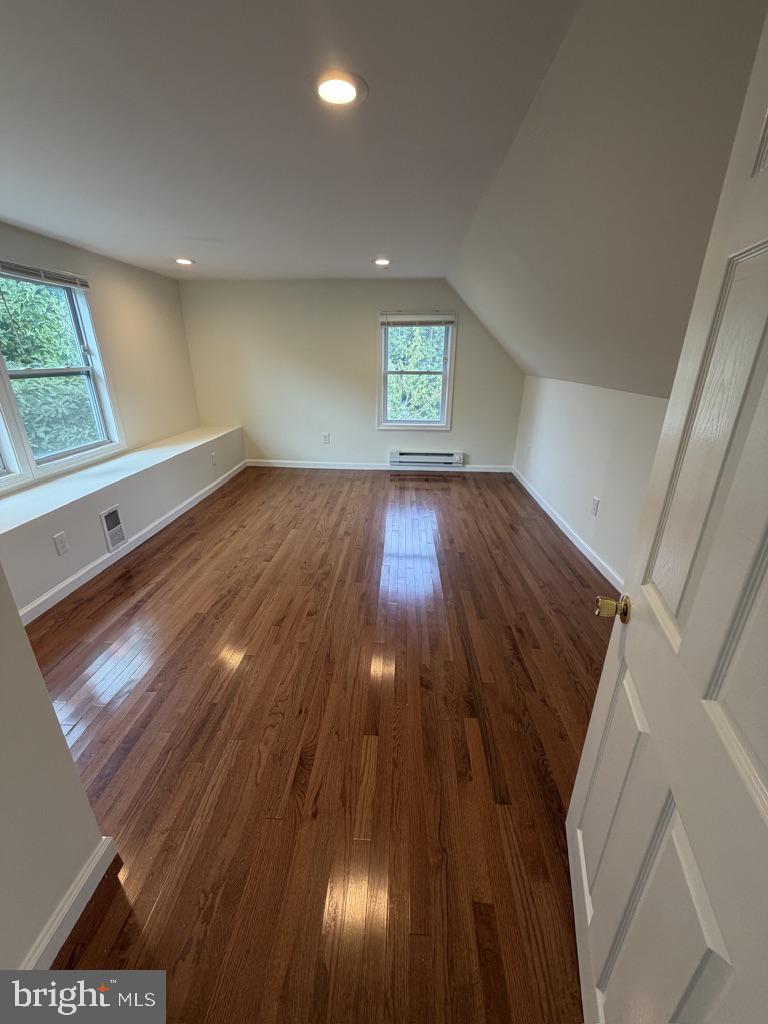 217 Simpson Rd Property Photo 13