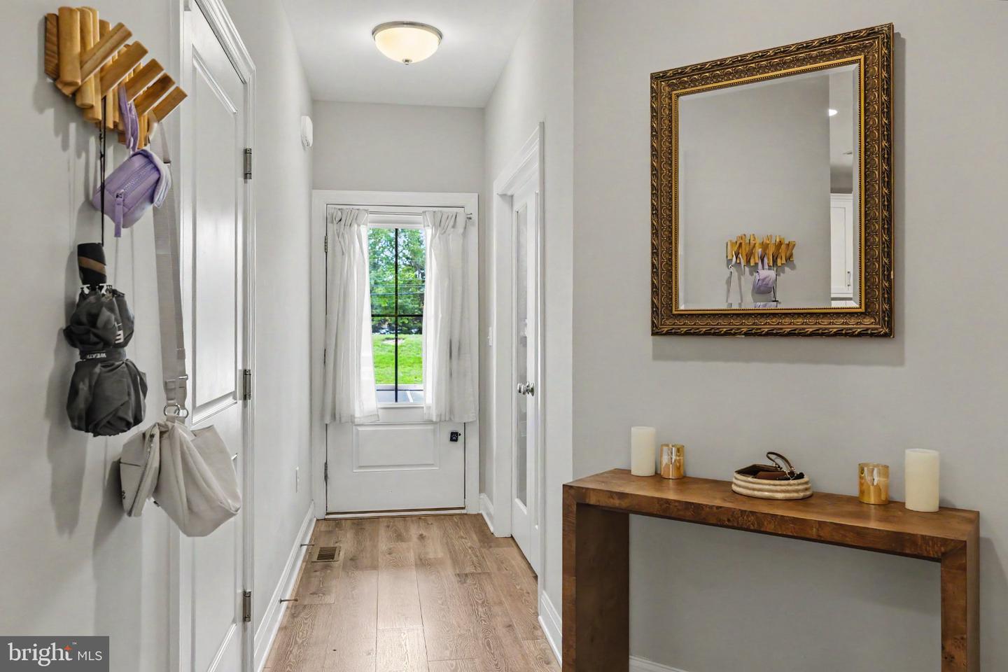 14 Wheatley Walk # Property Photo 4
