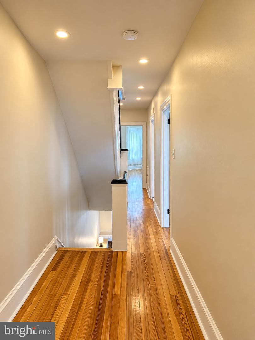 557 Hamilton St # Property Photo 15