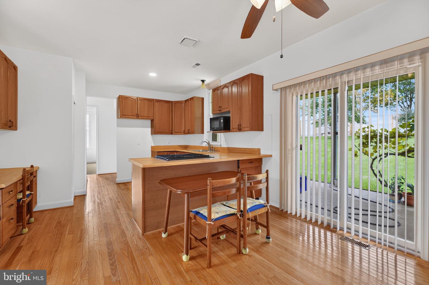 102 Trotter Ln # Property Photo 16
