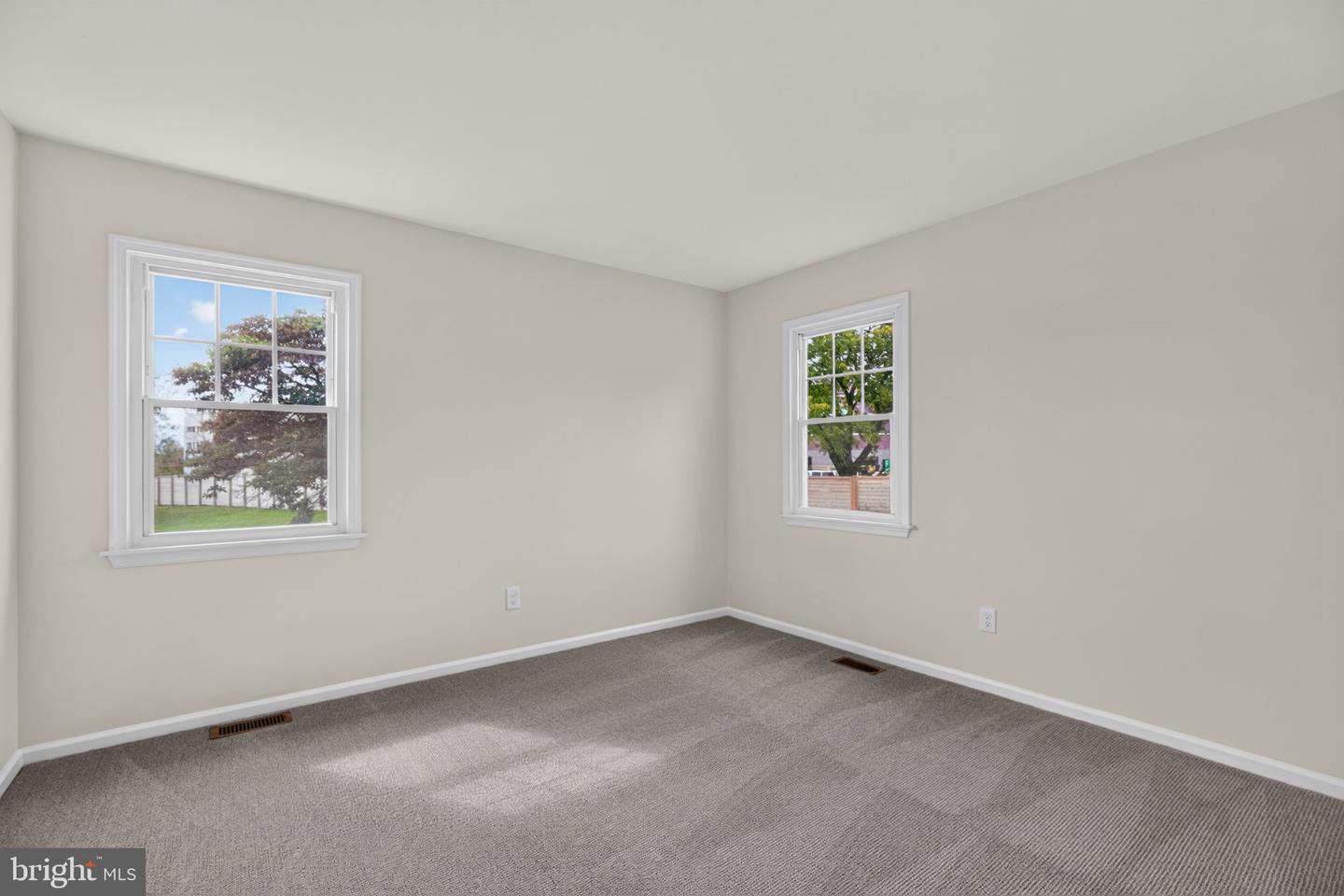 102 Trotter Ln # Property Photo 35