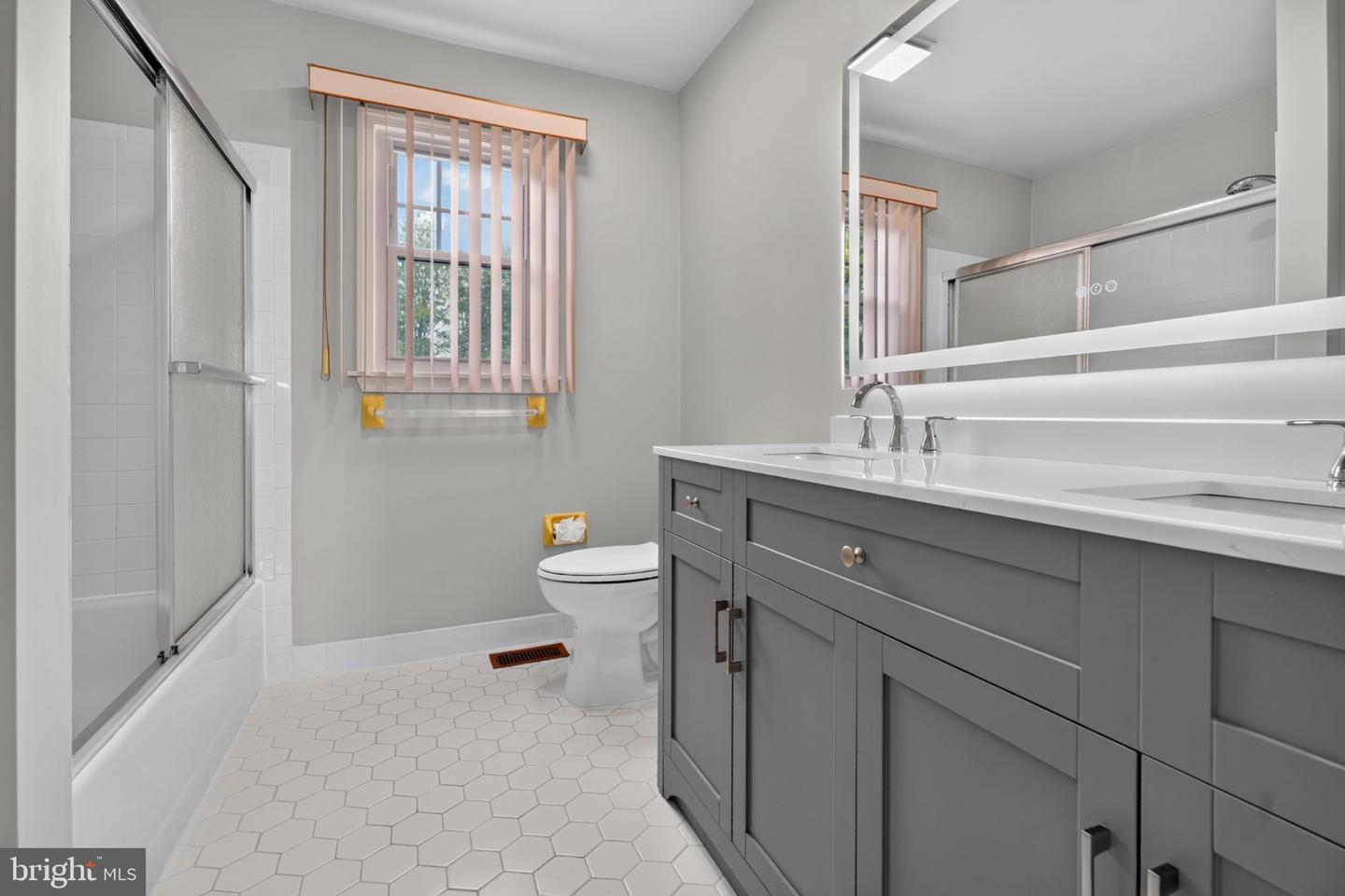 102 Trotter Ln # Property Photo 36