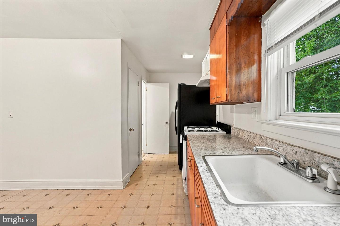 509 Bridge St Property Photo 5