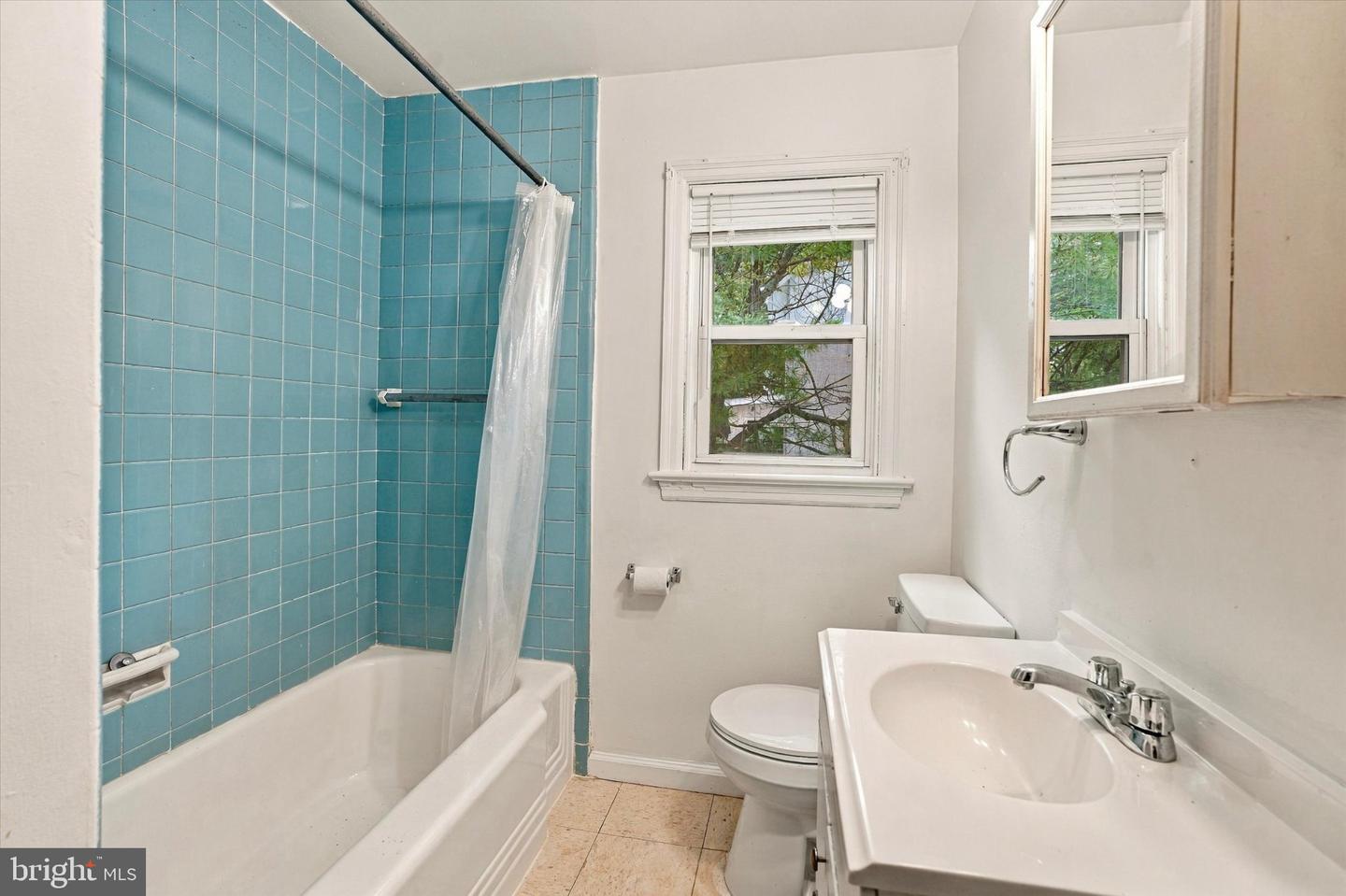509 Bridge St Property Photo 8
