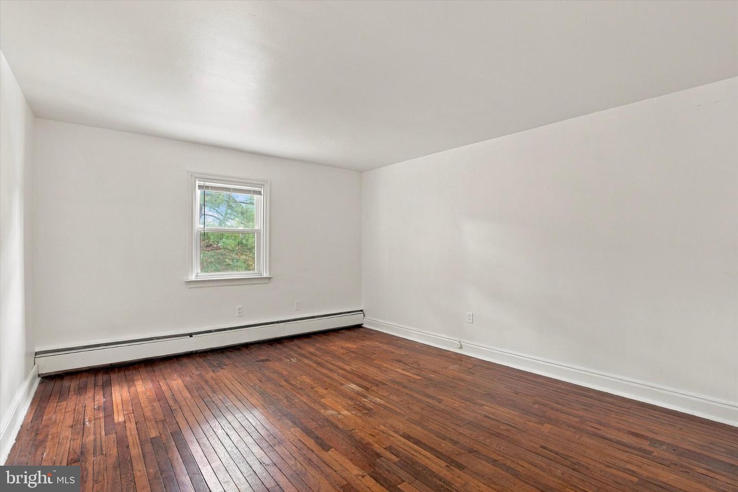 509 Bridge St Property Photo 10