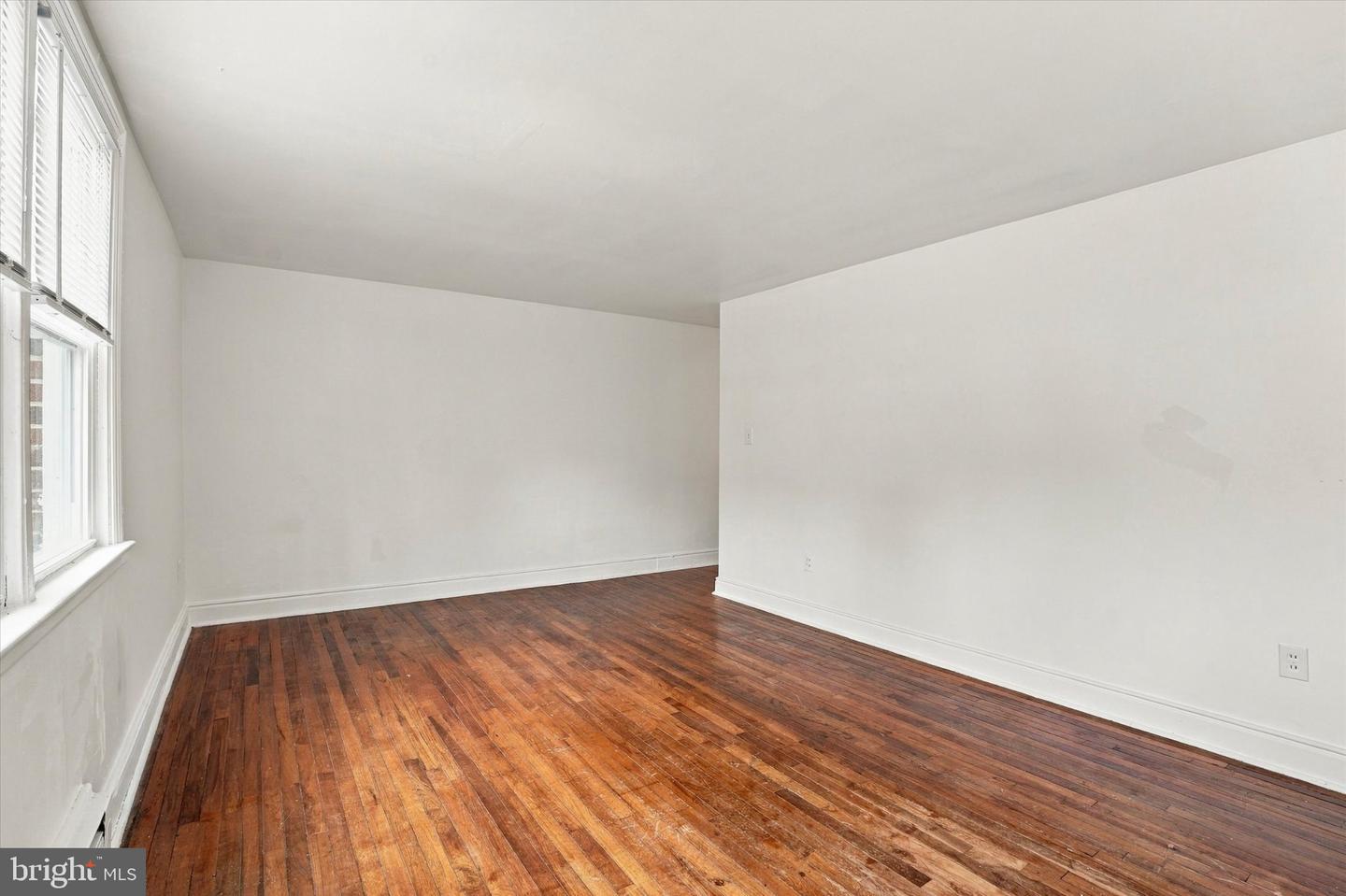 509 Bridge St Property Photo 13