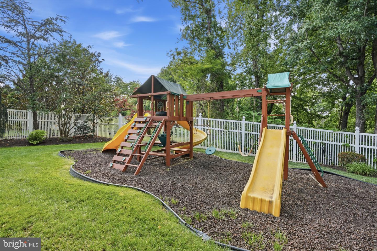 2780 Honeysuckle Ln # Property Photo 58