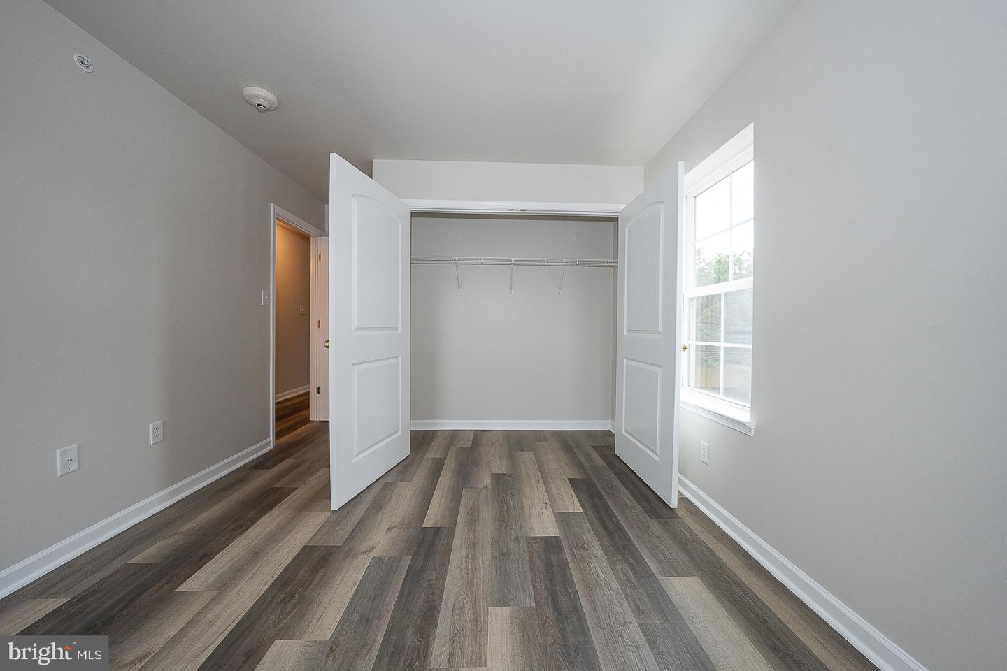192 S Hanover St #e Property Photo 10