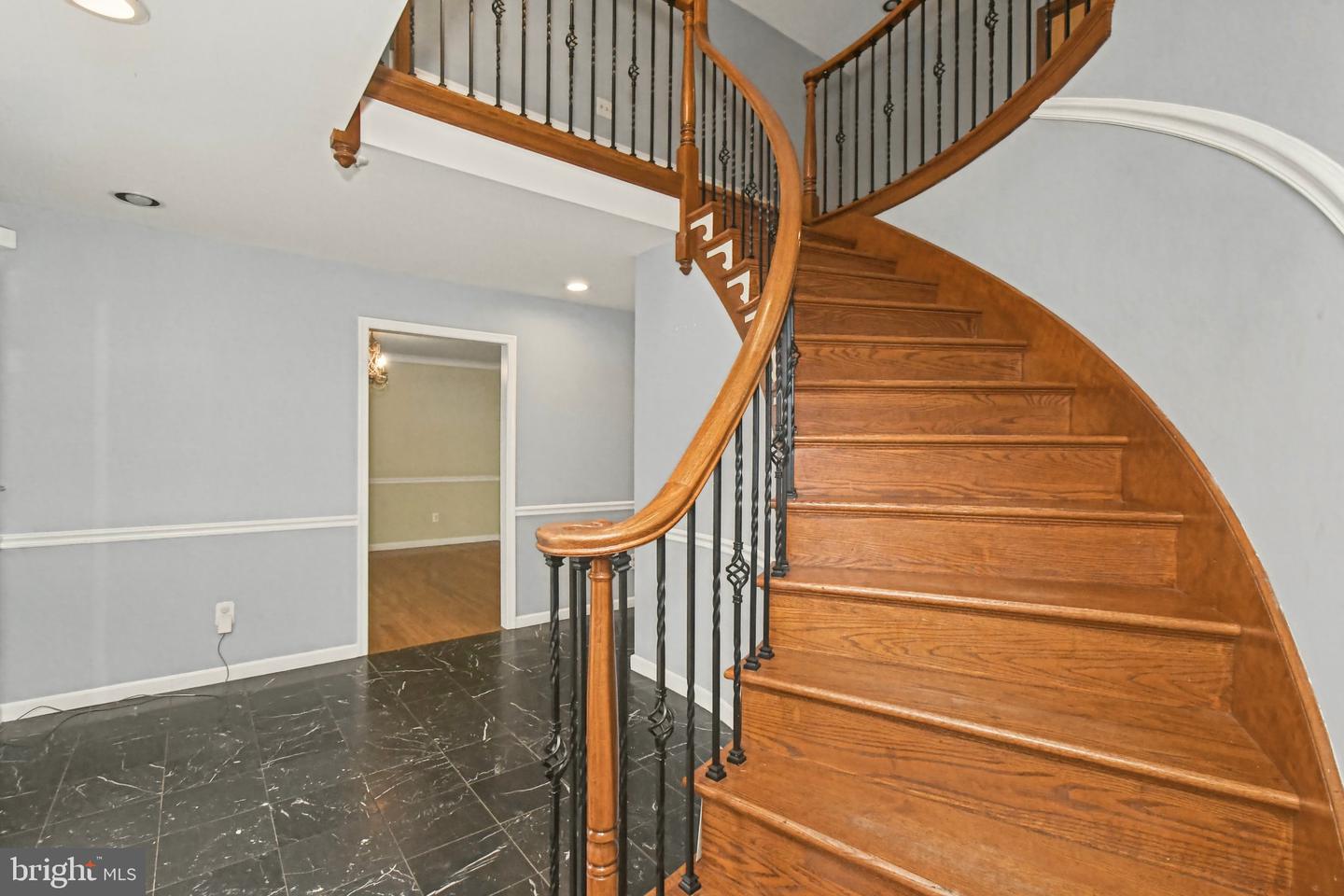 1645 Potter Dr # Property Photo 16