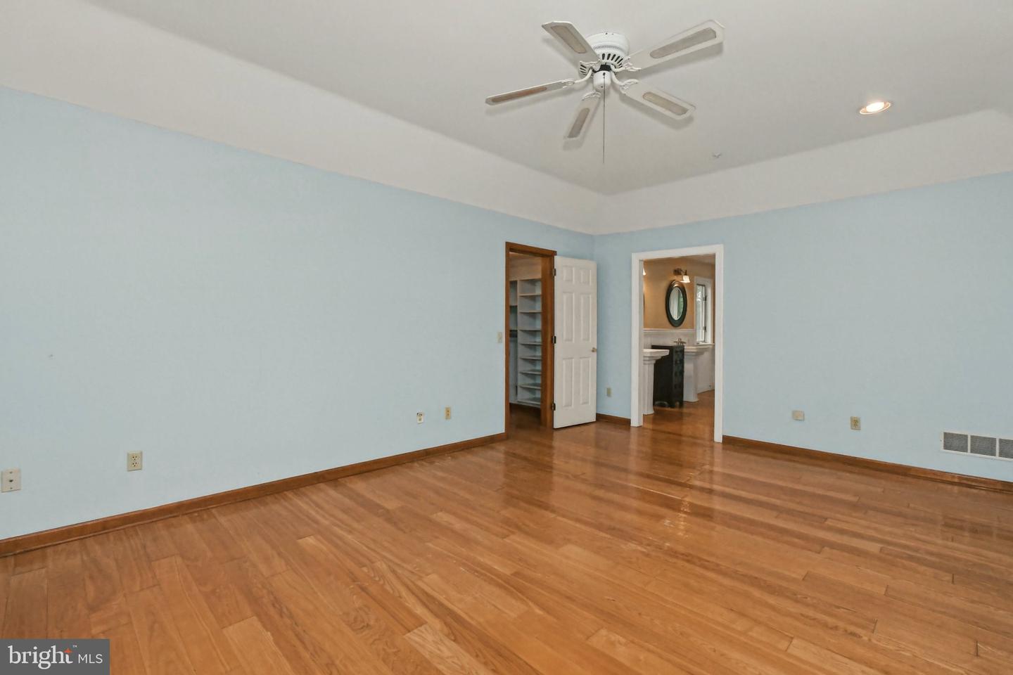 1645 Potter Dr # Property Photo 31