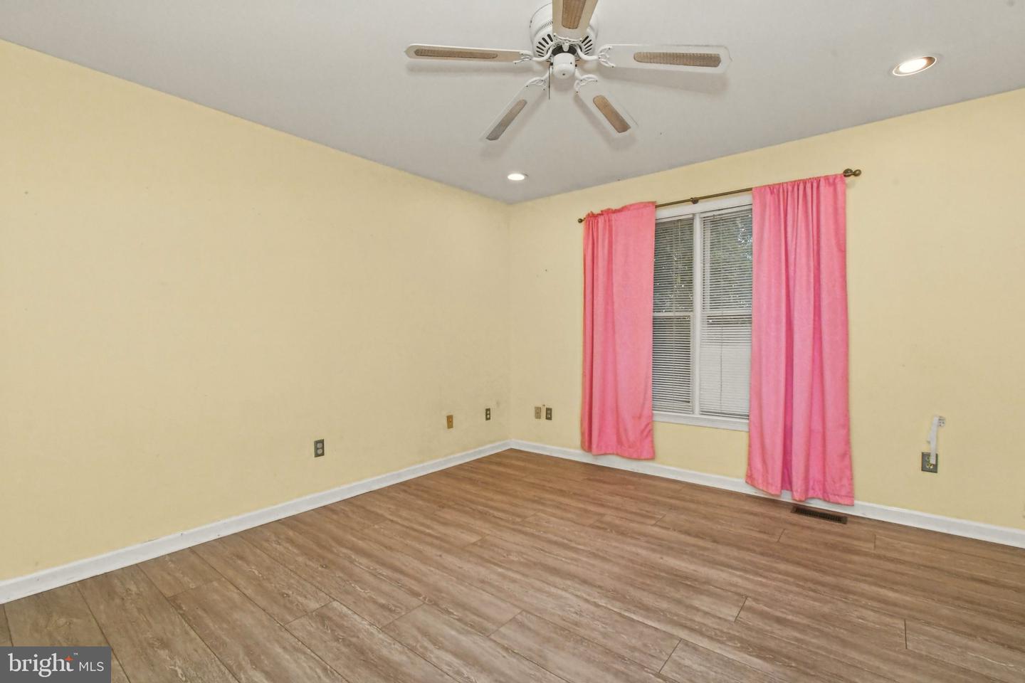 1645 Potter Dr # Property Photo 42
