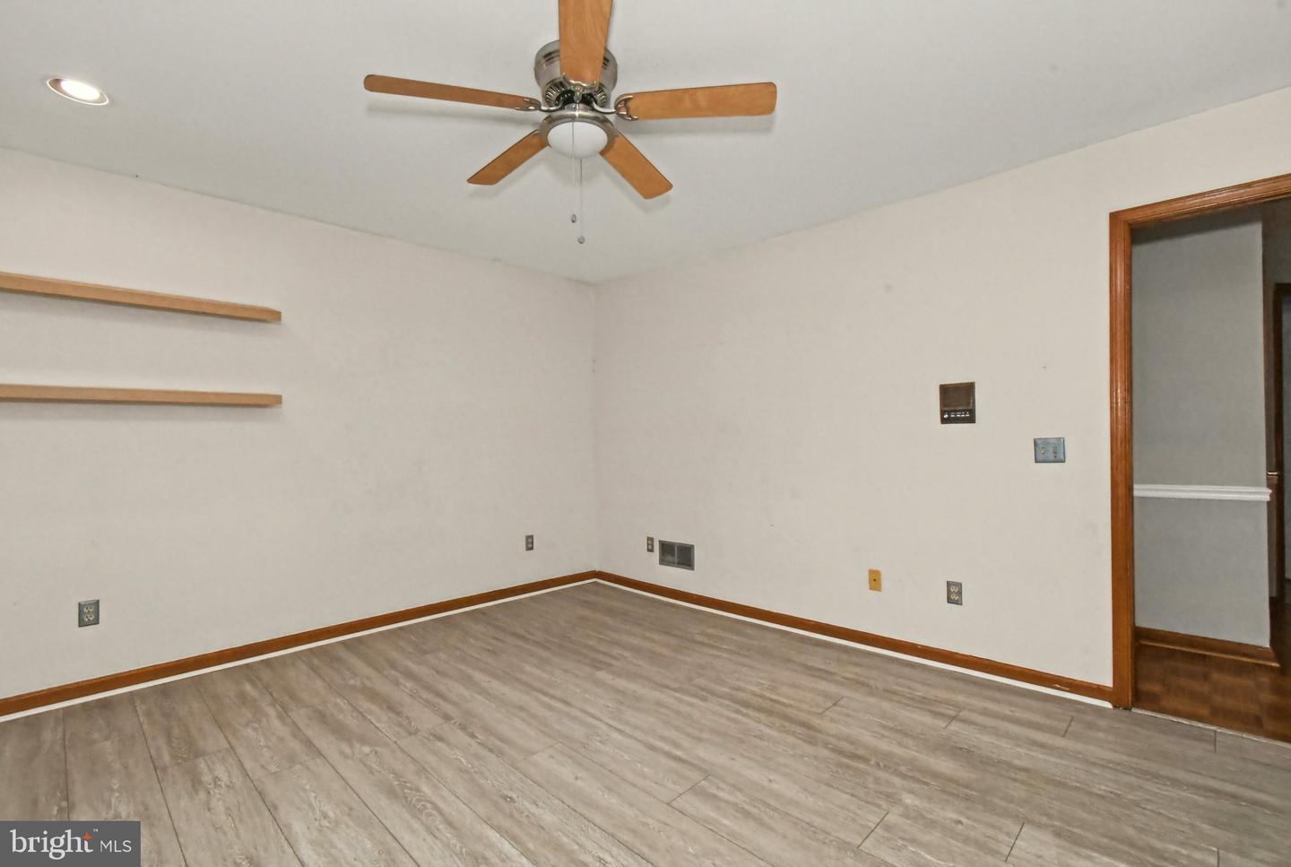 1645 Potter Dr # Property Photo 43