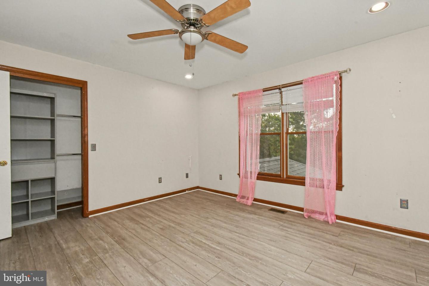 1645 Potter Dr # Property Photo 44