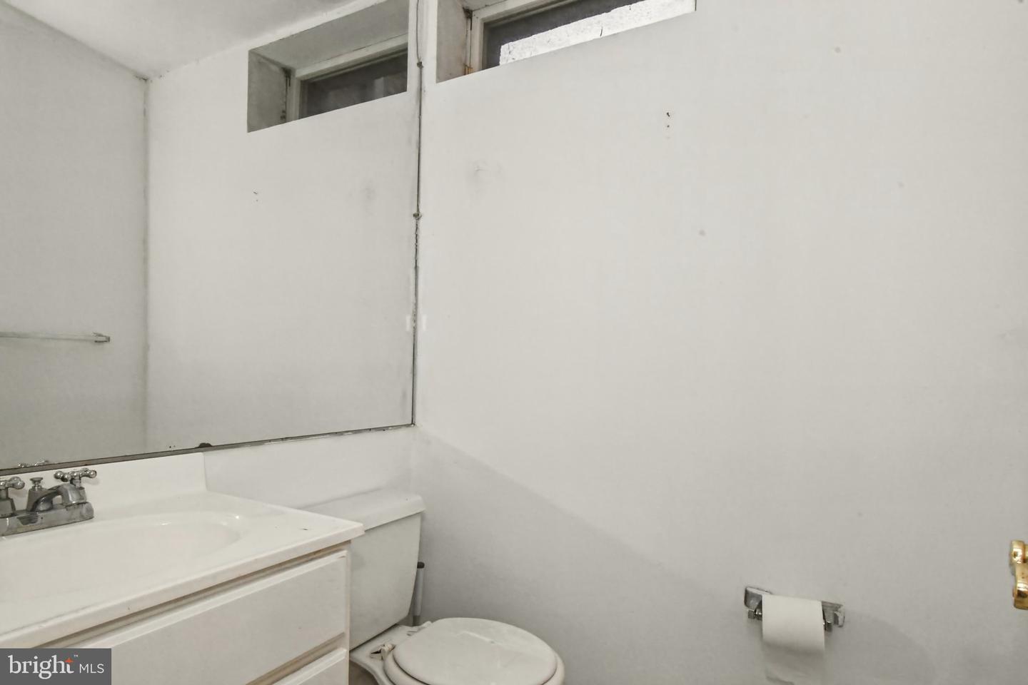 1645 Potter Dr # Property Photo 53
