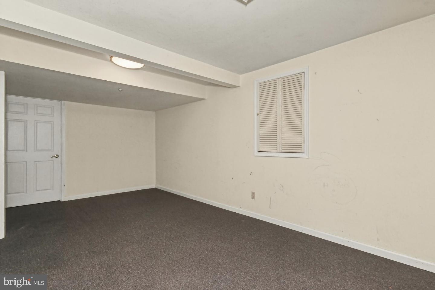 1645 Potter Dr # Property Photo 56