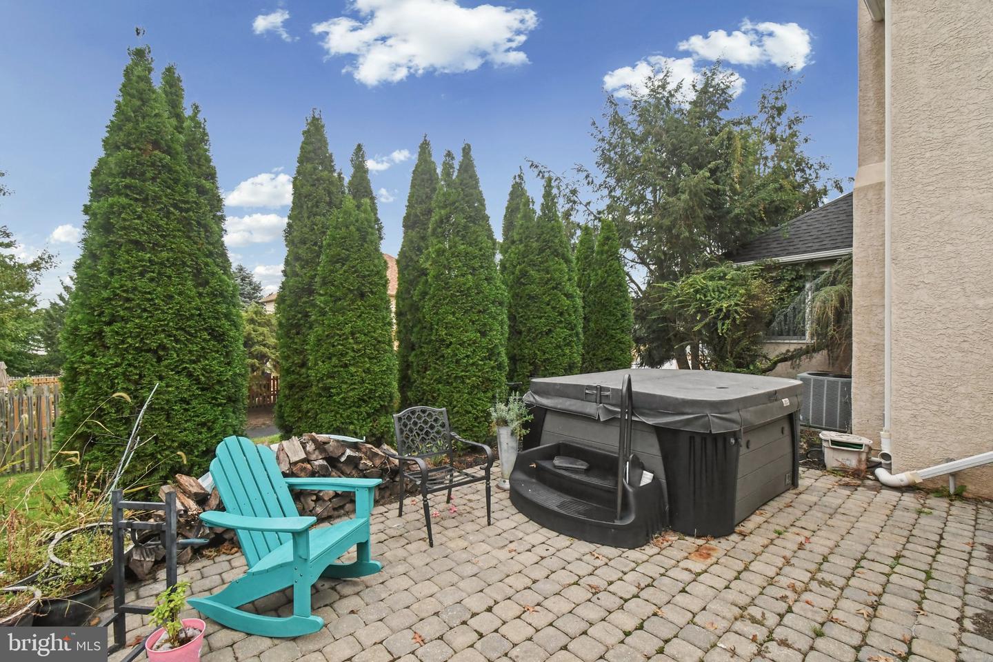 1645 Potter Dr # Property Photo 59