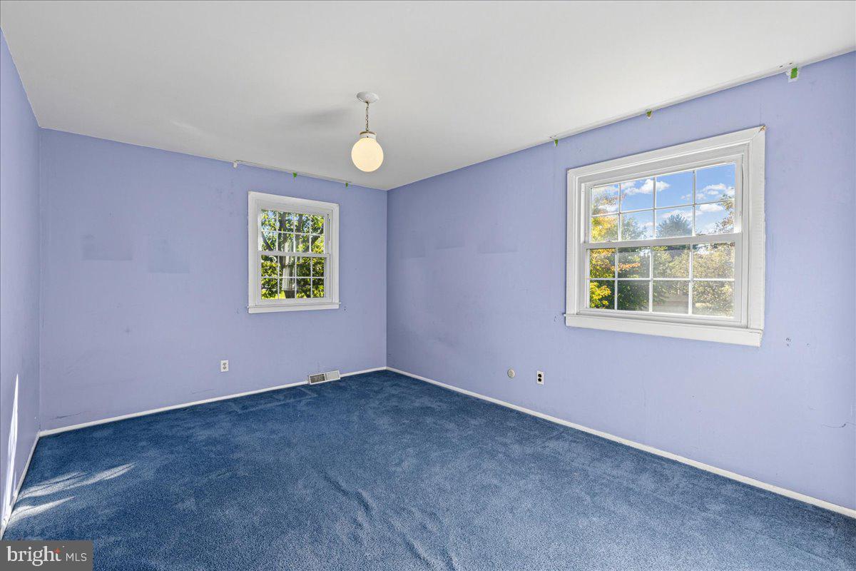 1421 Whitwood Dr Property Photo 30