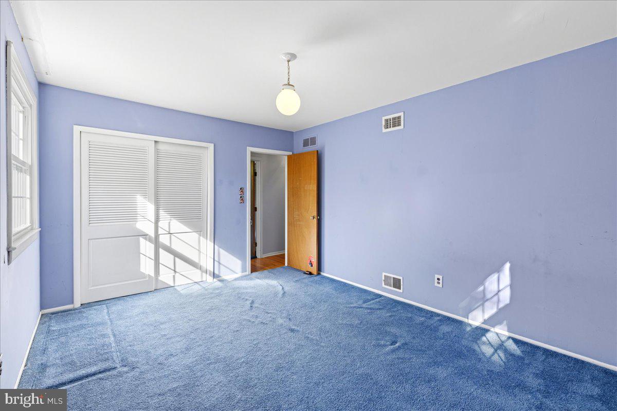 1421 Whitwood Dr Property Photo 32
