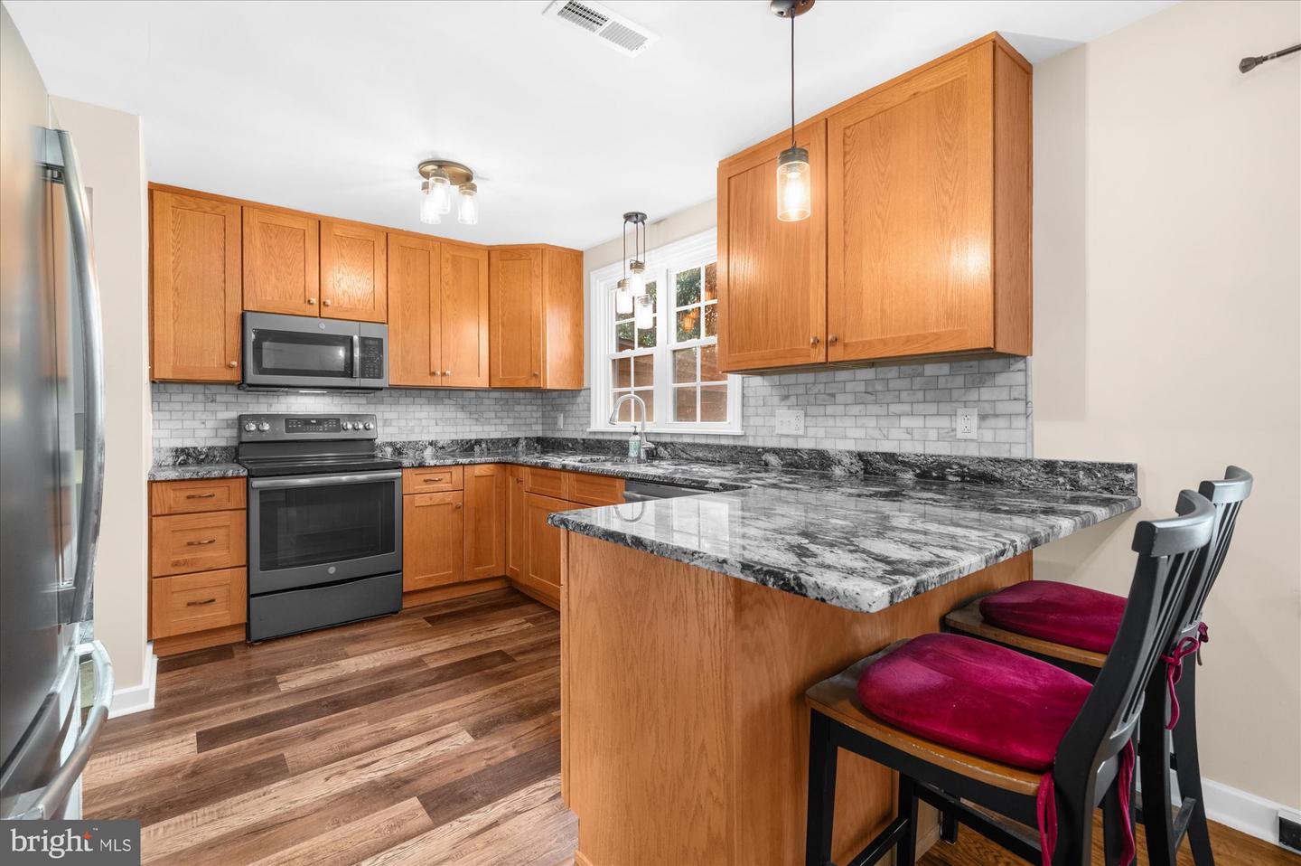 526 Green St # Property Photo 10