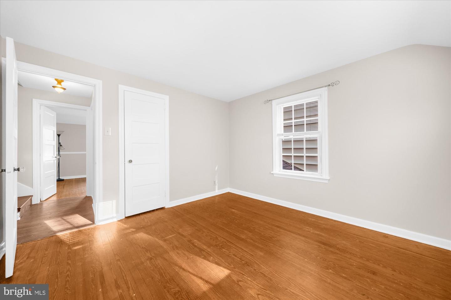 526 Green St # Property Photo 14