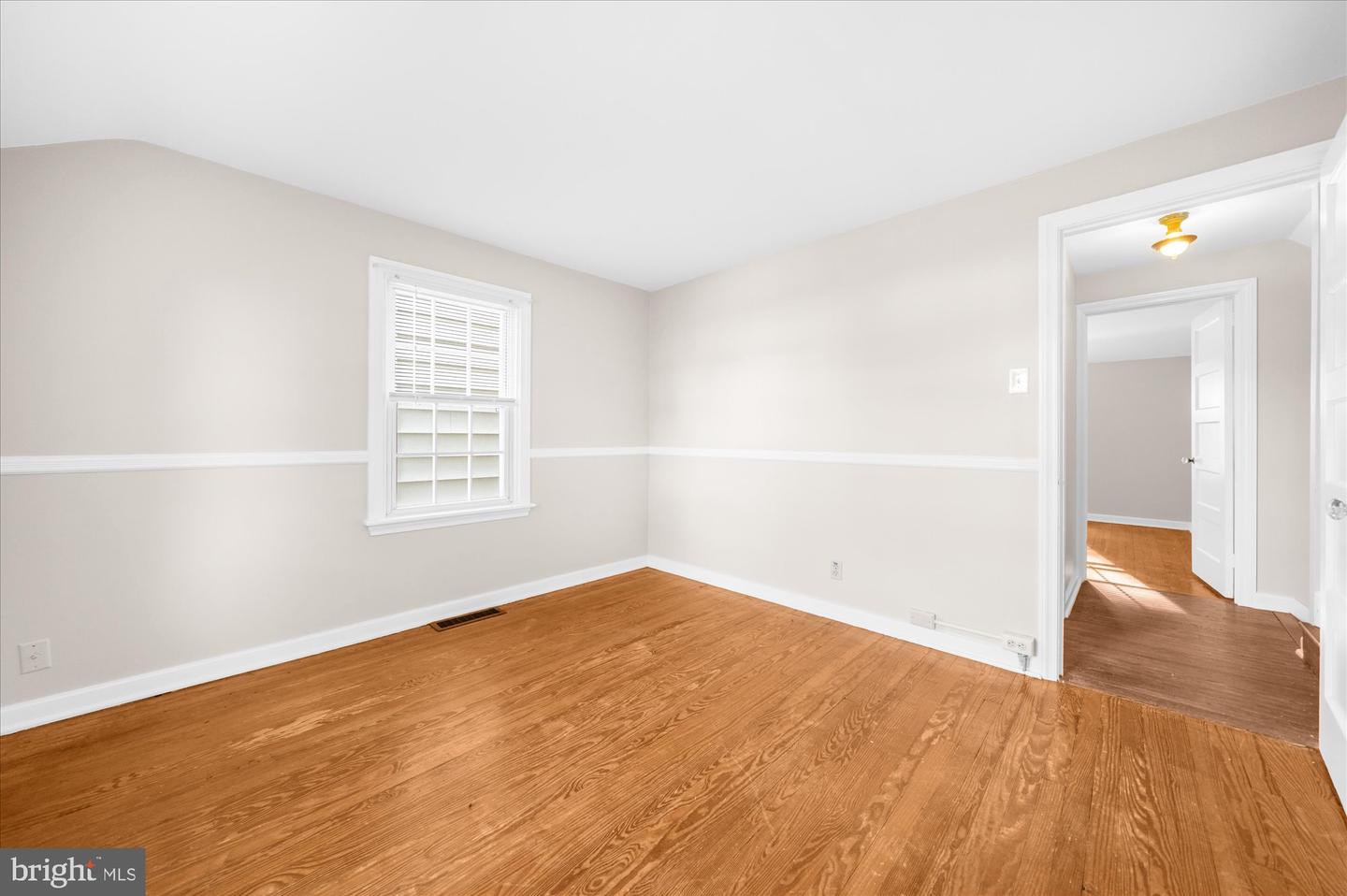 526 Green St # Property Photo 18