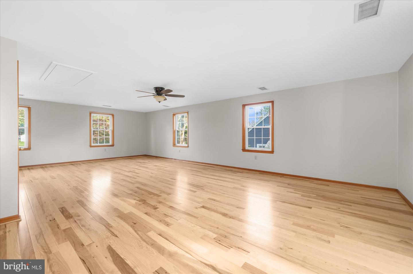 526 Green St # Property Photo 27