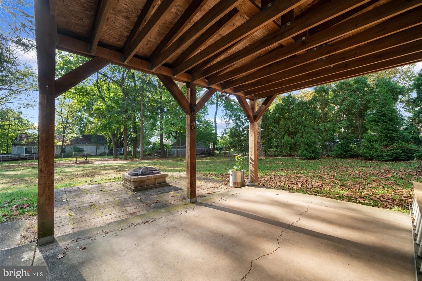 526 Green St # Property Photo 32