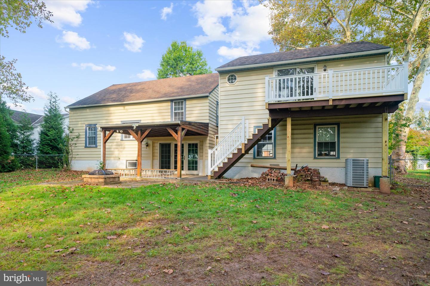 526 Green St # Property Photo 35