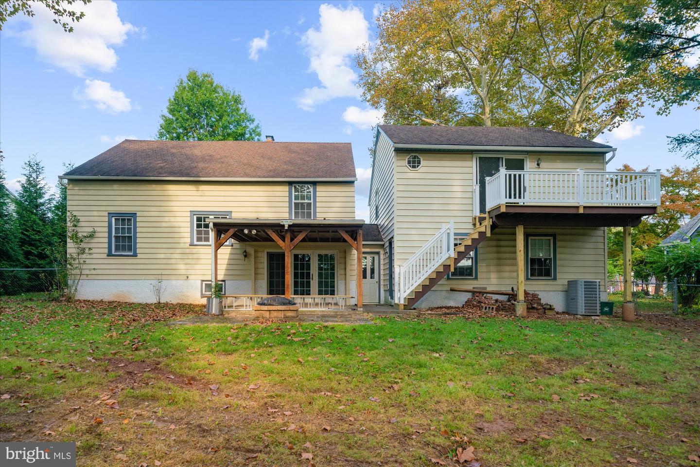 526 Green St # Property Photo 36