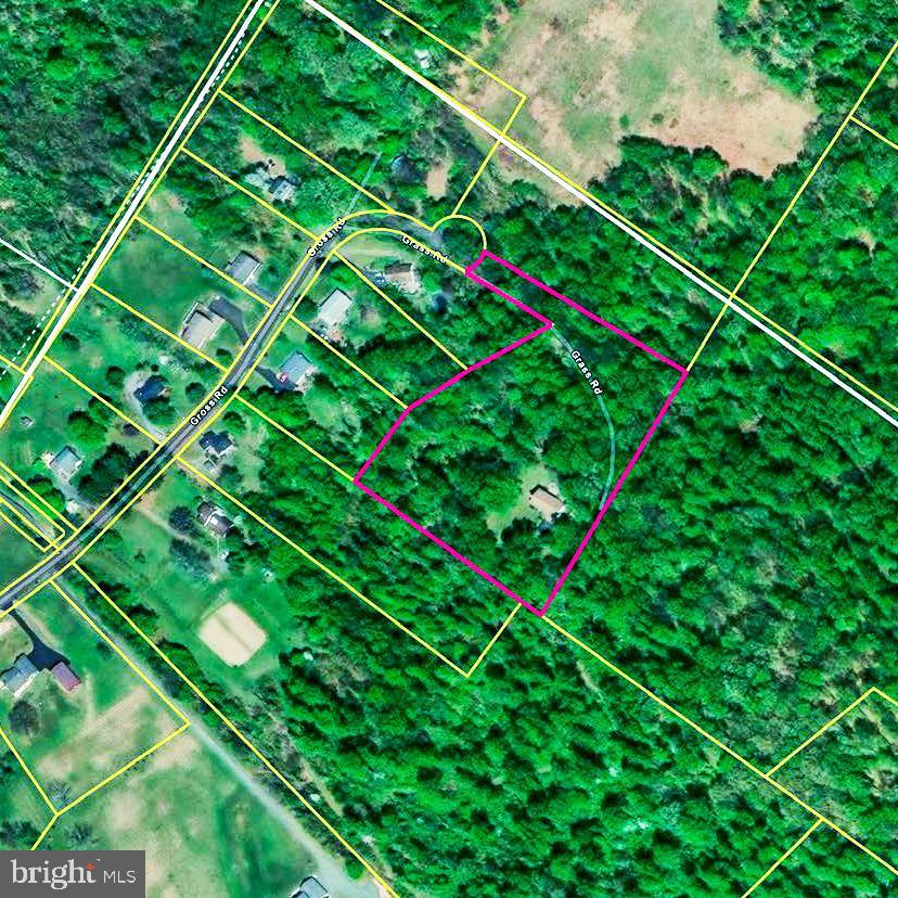 2010 Gross Rd Property Photo 15