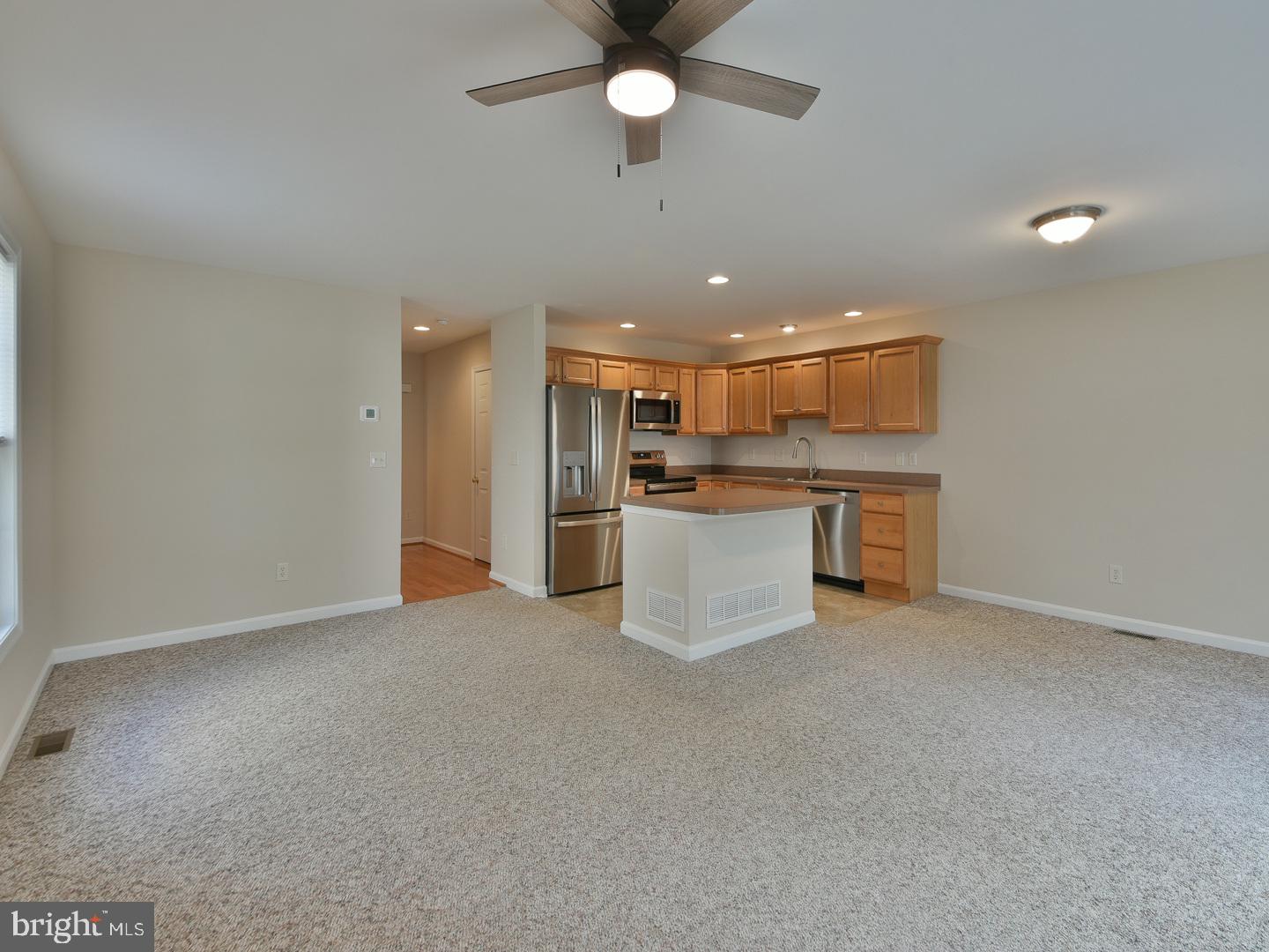 1575-b Sumneytown Pike Property Photo 6