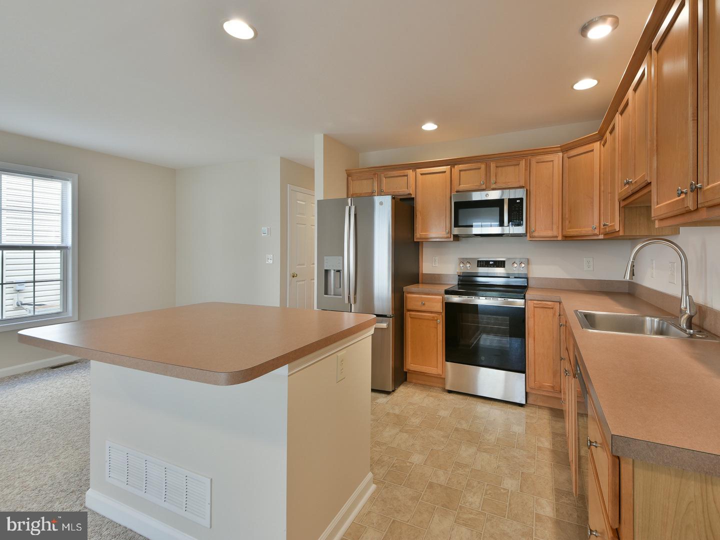 1575-b Sumneytown Pike Property Photo 8