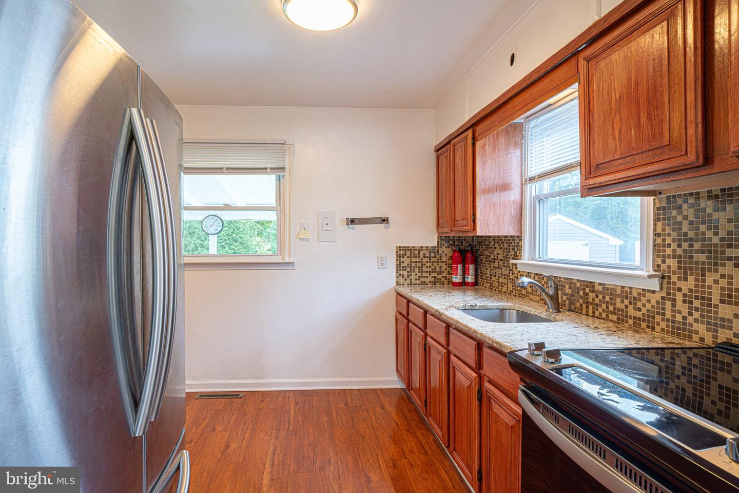 521 Winding Rd Property Photo 23