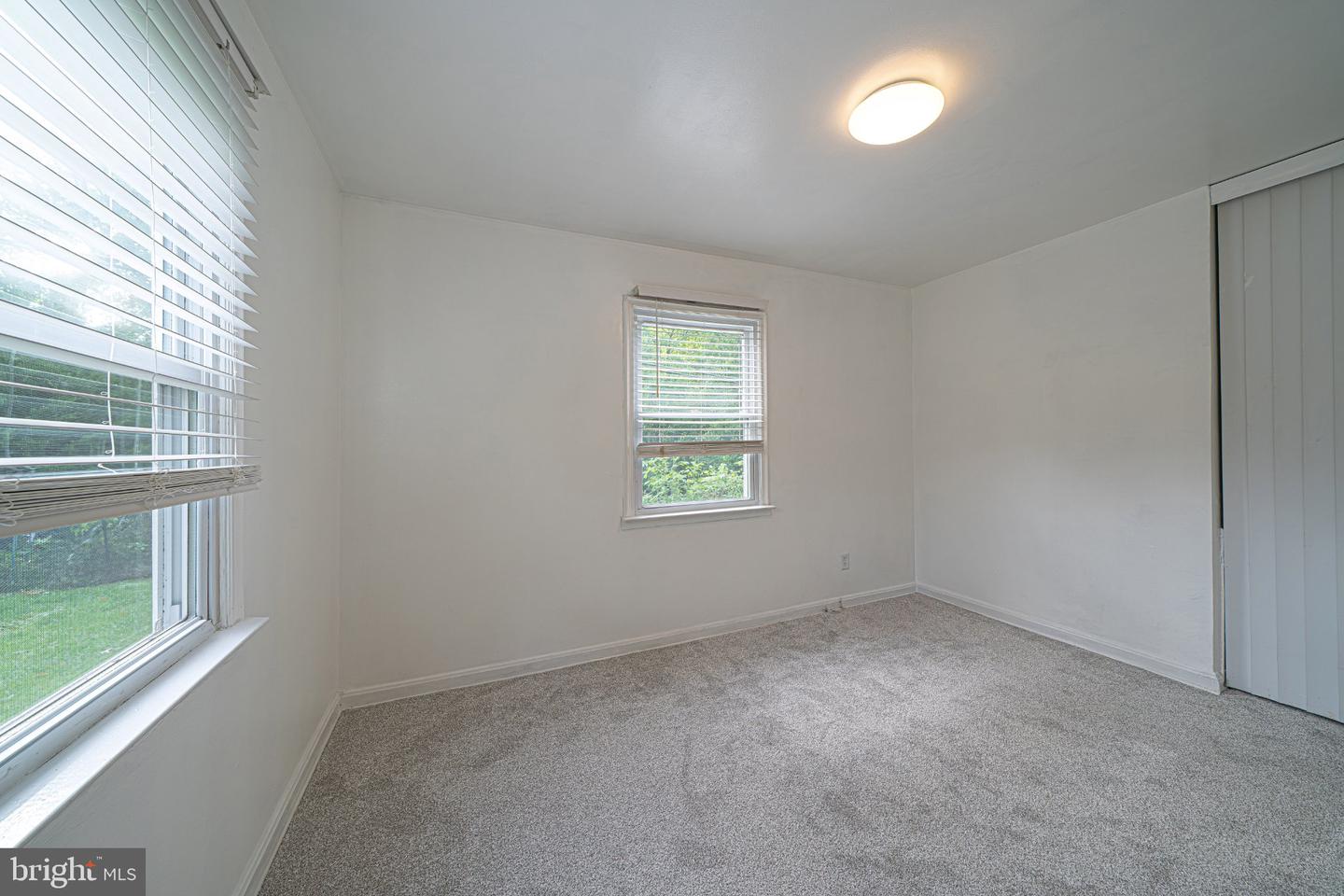 521 Winding Rd Property Photo 31