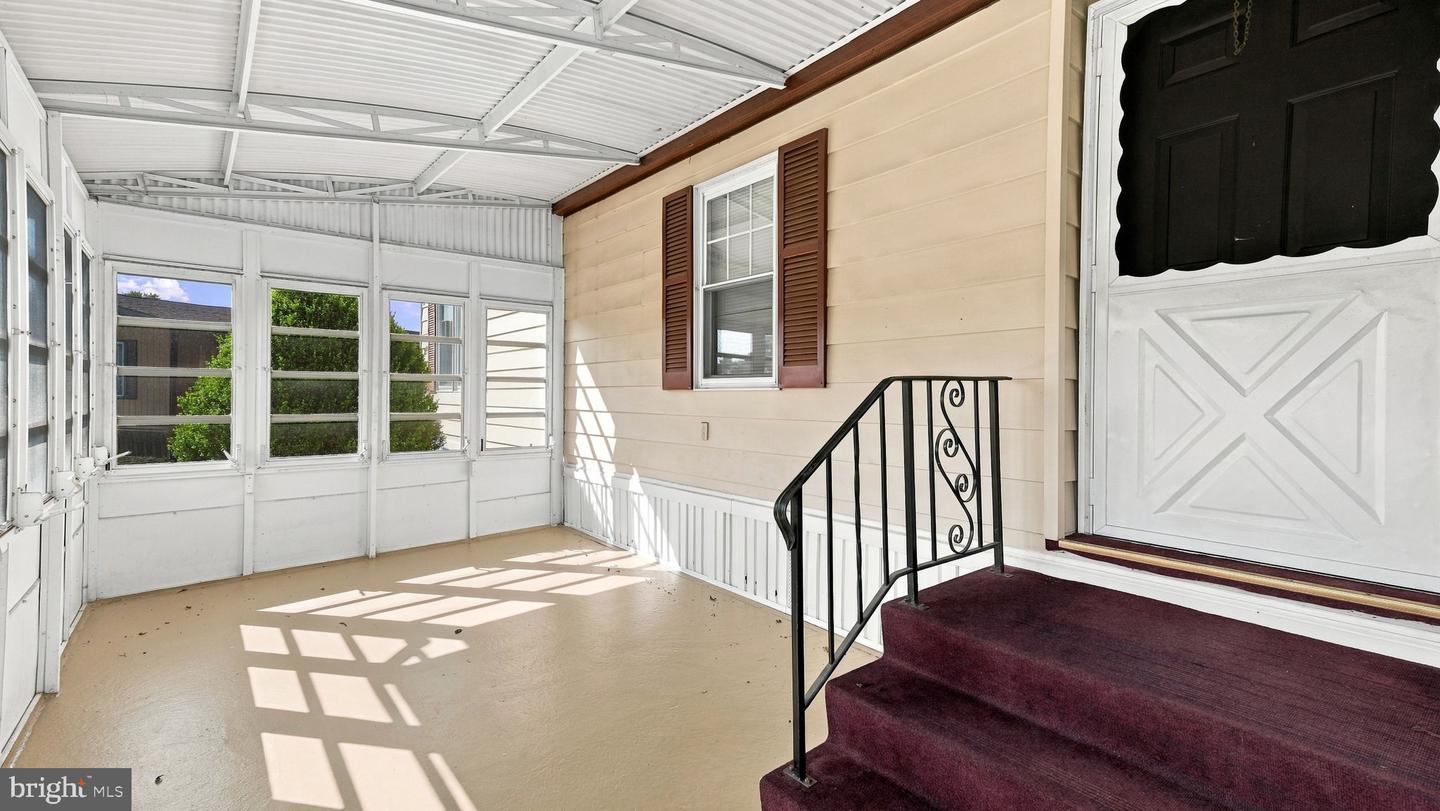 142 Wedgewood Cv # Property Photo 5