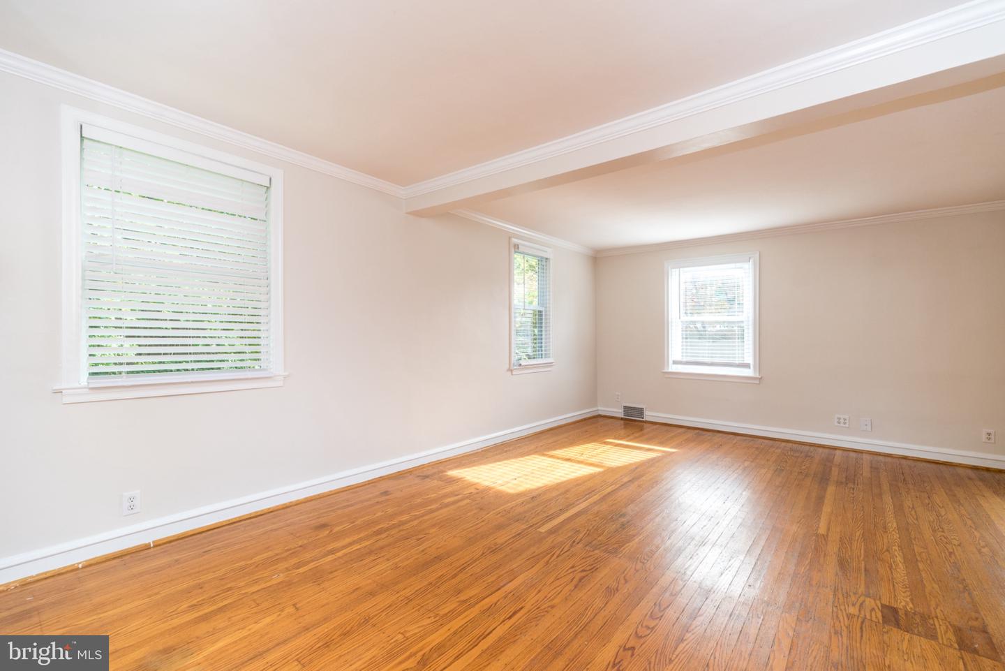 1503 Niessen Rd Property Photo 13