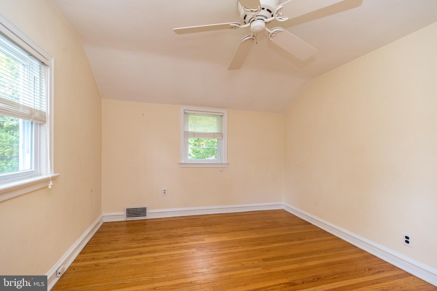 1503 Niessen Rd Property Photo 24