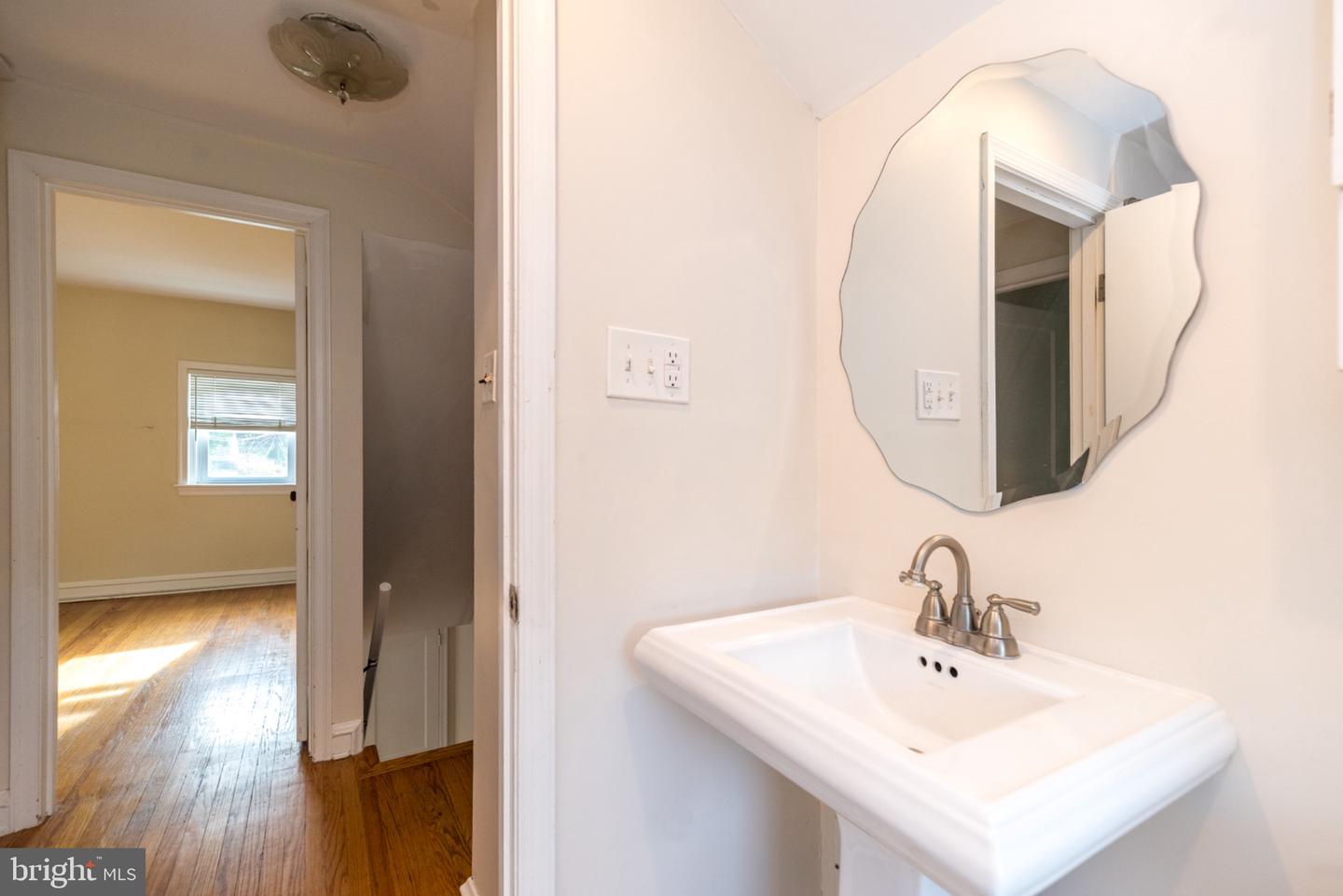 1503 Niessen Rd Property Photo 28