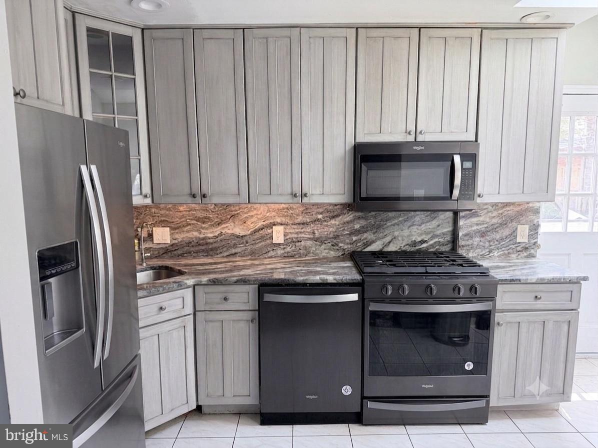 831 Hamel Ave # Property Photo 2